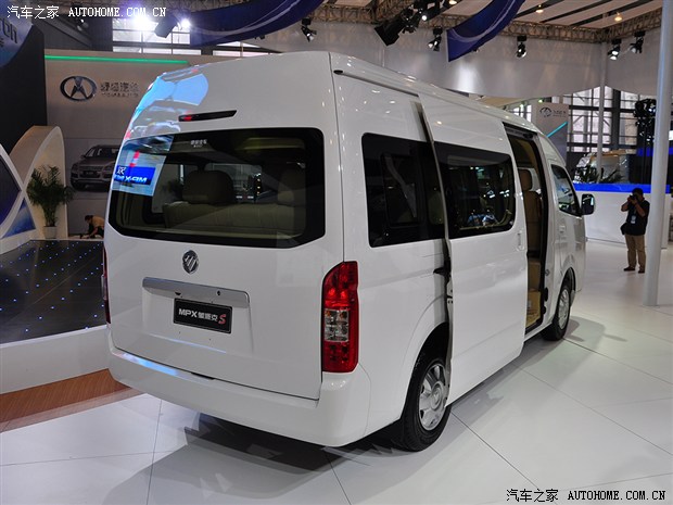 北汽福田蒙派克S