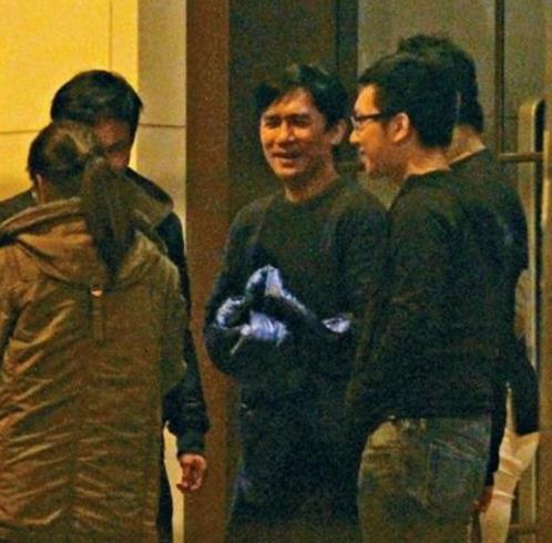 梁朝伟撇刘嘉玲会友