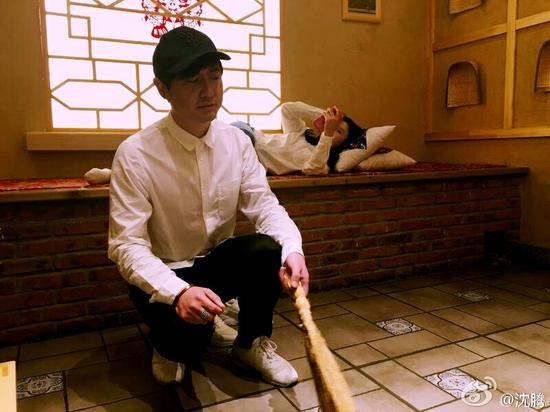 沈腾和女友王琦宣布领证 沈腾和女友王琦宣布领证