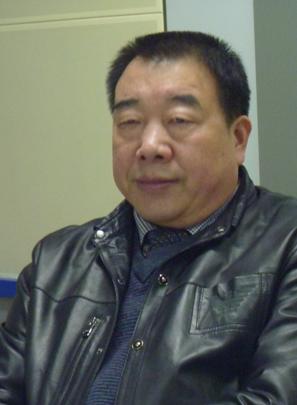 栾斌
