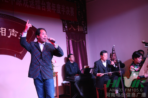 评委表演
