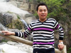 主持人李响