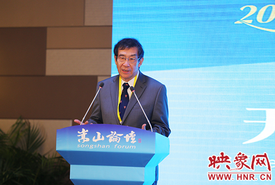 北京大学高等人文研究院院长杜维明教授。
