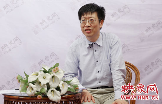 复旦大学河南招生组组长赵一鸣做客映象网《