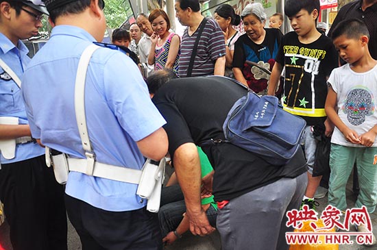 耿老汉向公交车长刘超道歉
