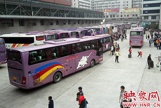 郑州公路客运迎来节后高峰