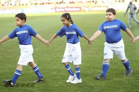 寻找明日之星--中超联赛牵手球童选拔赛报名