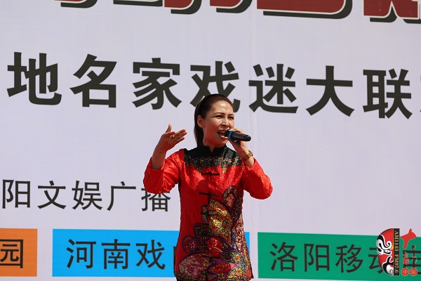 洛阳市曲剧院国家一级演员朱雪娟演唱曲剧《白蛇传》选段
