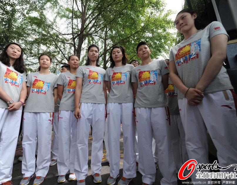 中国女排出征伦敦奥运会