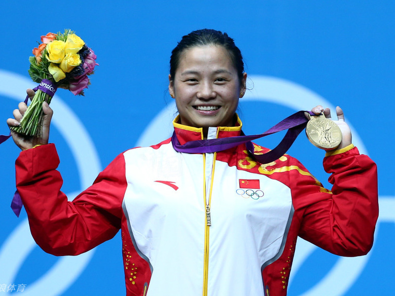 女举58公斤李雪英破奥运纪录夺冠