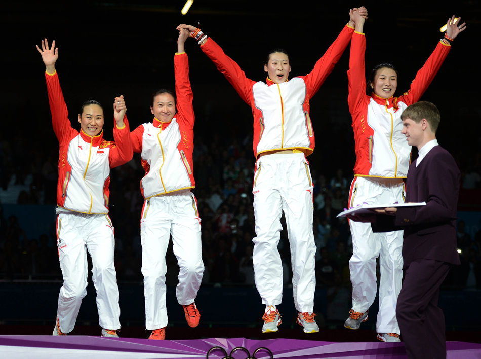 女子重剑团体中国夺冠