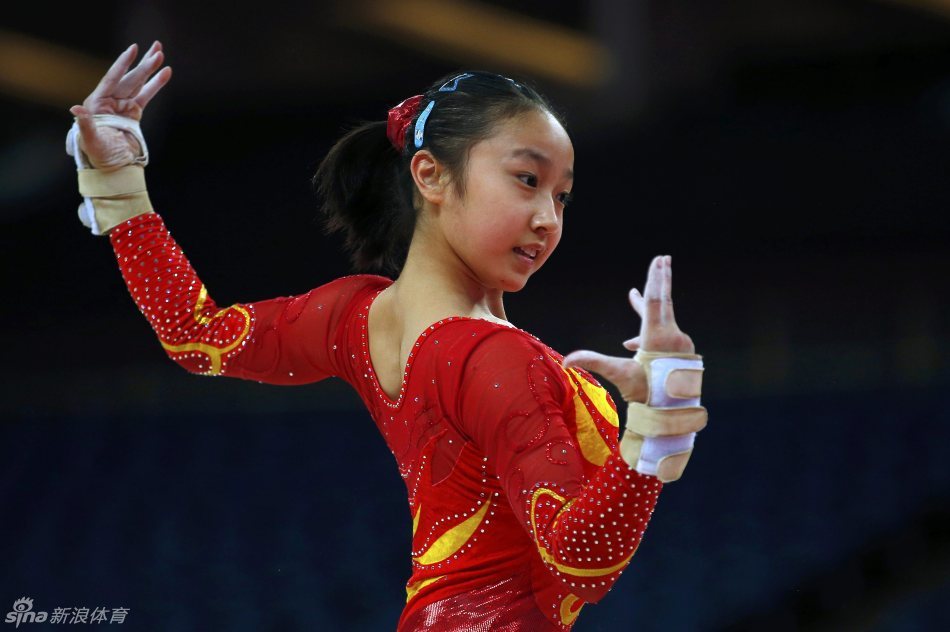 中国体操女队冲刺备战