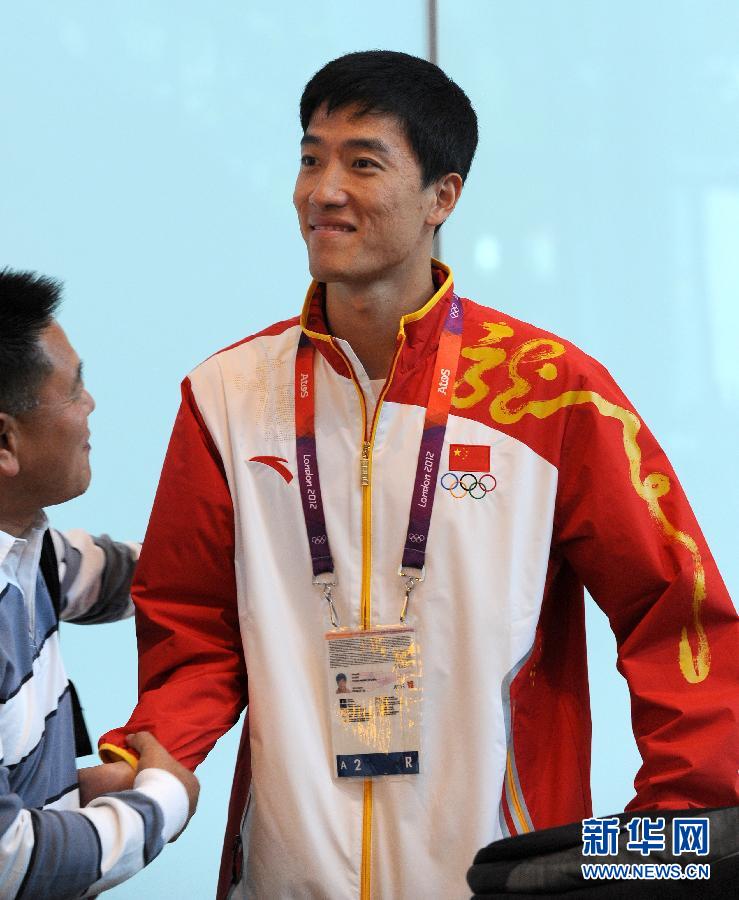 刘翔抵达伦敦未接受采访