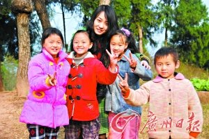暨大女生安芯在义工旅行中