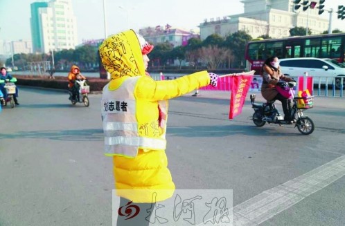 驾考前站一天交通岗 是必要还是作秀