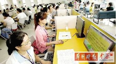 郑州市区“中招卷”开评 成绩预计7月8日公布