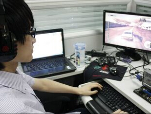 走近游戏试玩员:折磨游戏