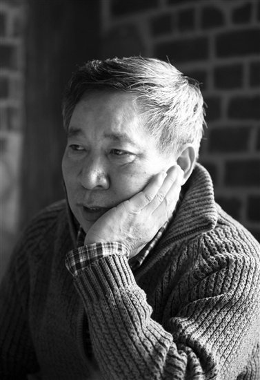 阎连科：写一本让我返老还童的书(图)