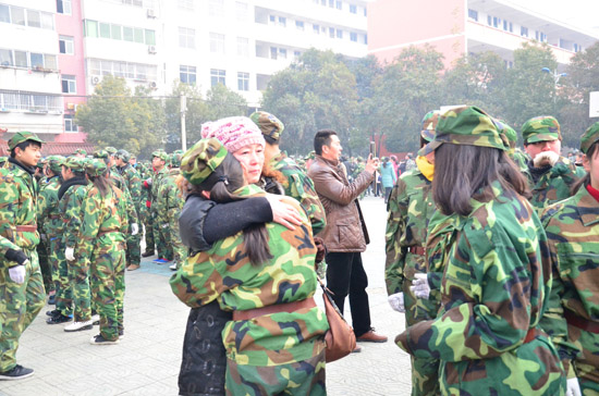 南阳市九中别样春节长假:"励志大餐"给力毕业生