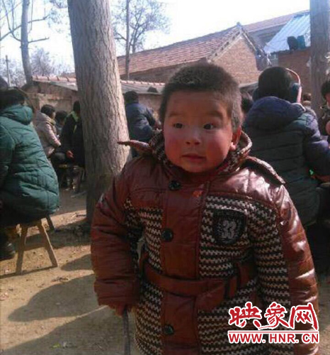 商丘民权县三岁男童大年初五走失 家人急盼寻回