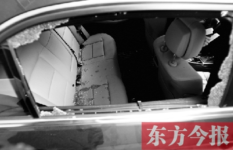 前日晚，郑州市顺河路一家属院，一辆汽车被撬，物品被盗