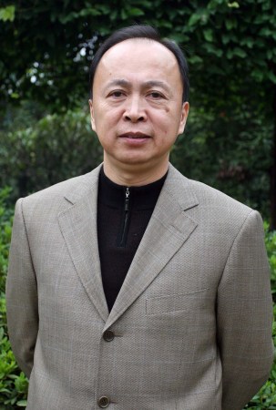 2007年11月5日，十七大党代表湘西自治州州委书记童名谦。