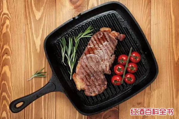 关于煎牛排的18个技巧 让你煎出米其林大厨水准 关于煎牛排的18个技巧 让你煎出米其林大厨水准