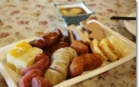 街边切好的哈密瓜为啥不能买 看完你就知道了！