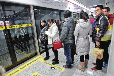 郑州地铁面临春运人潮“考验”
