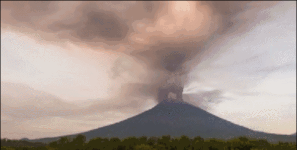 巴厘岛火山爆发预警 河南776名游客滞留
