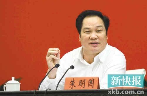 广东部分县委书记县长工资仅1500被指不如保姆