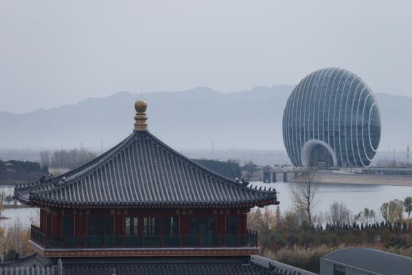 　因APEC会议筹备，雁栖湖景区于10月25日关闭至11月14日重新开放。 刘行喆 澎湃资料