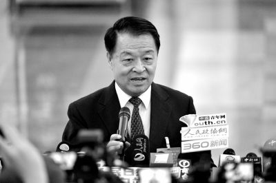 交通运输部部长杨传堂接受记者采访。记者王海欣摄