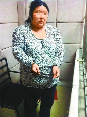 深圳：亲妈多次打断8岁女手脚 虐杀后焚尸(附图)