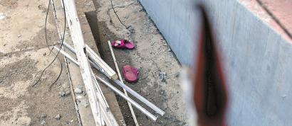 12岁女孩从6楼阳台坠下 身体被楼下铁栅栏刺穿