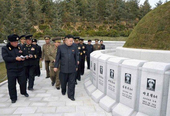 朝鲜军舰沉没30人死亡 政府追授牺牲者国家表彰