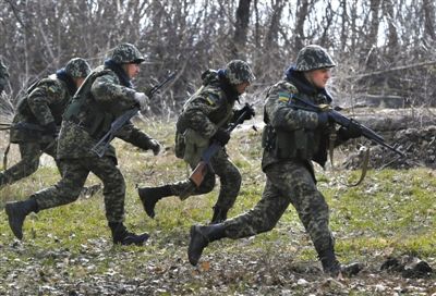 当地时间3月21日，乌克兰边防部队在俄乌边境军演。