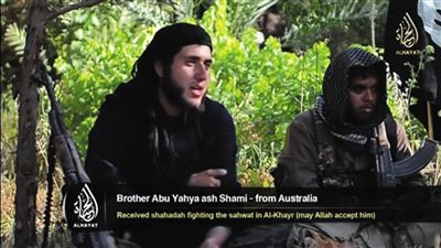 ISIS武装19日发布视频，来自欧洲的武装人员呼吁民众加入其中。视频截图