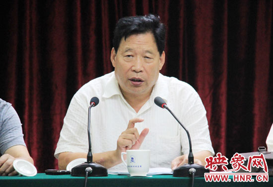 河南省爱心基金会理事长张世军讲话。