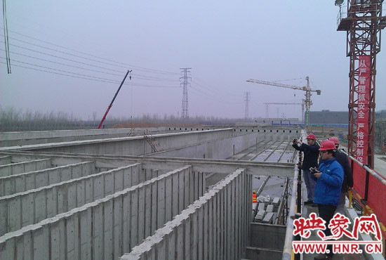 郑州航空港第一水厂改扩建工程现场。