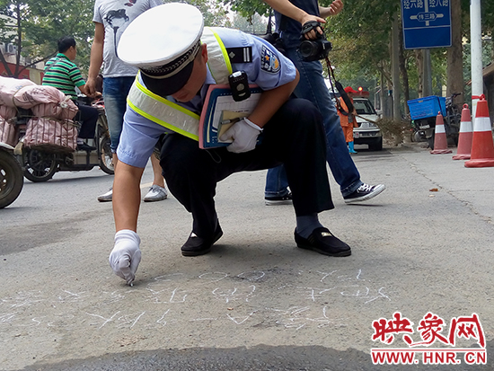 对联系不上的车主留下交巡警电话