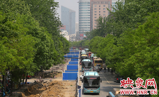郑州文化路自今年4月份开始道路翻修