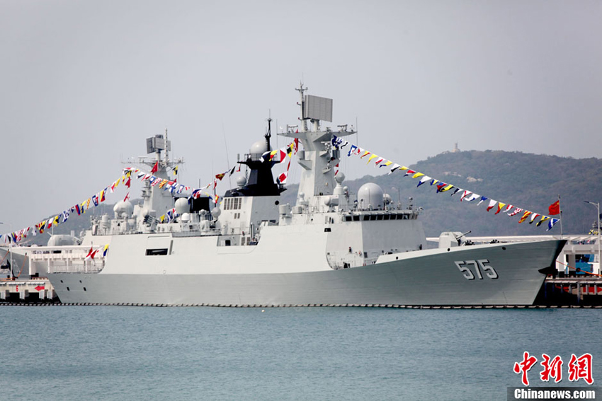 中国海军新型导弹护卫舰岳阳舰加入战斗序列