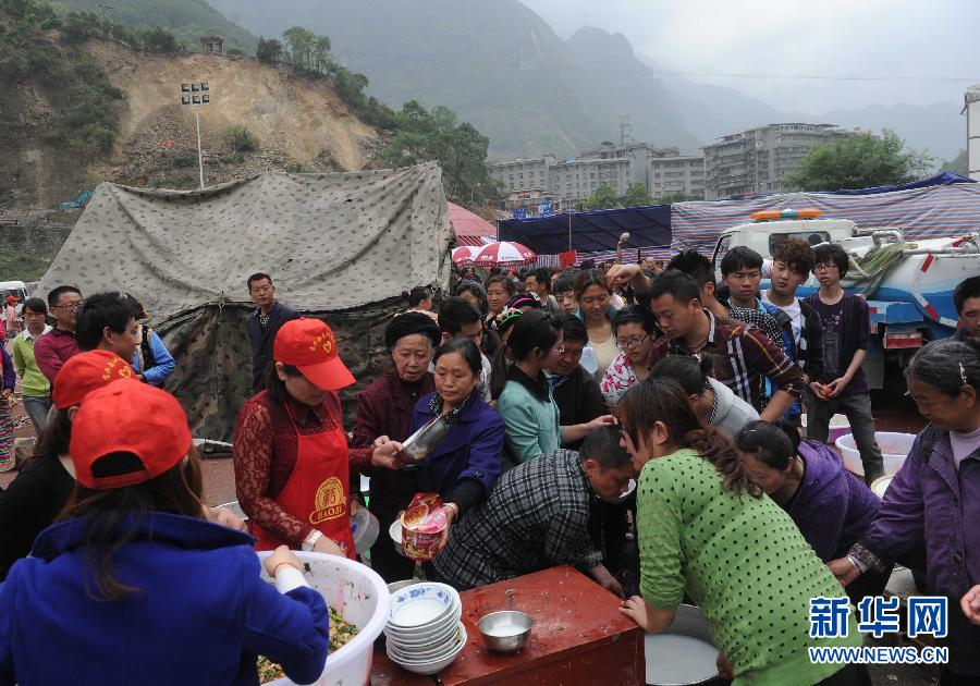 直击震区：生活，依然在继续