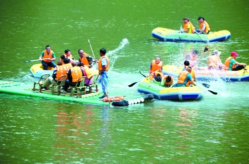 重渡沟竹筏漂流