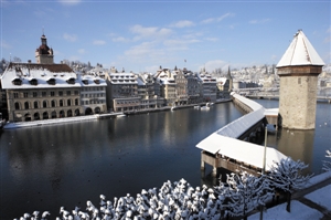 游走童话之国瑞士 在冰雪的世界里畅玩