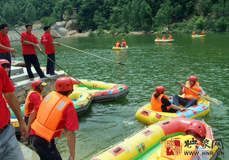 恐龙谷漂流景区