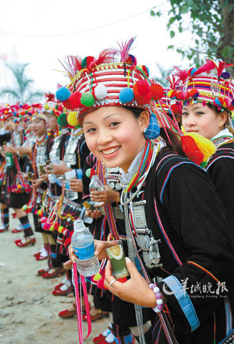 哈尼族的传统佳节“嘎汤帕”