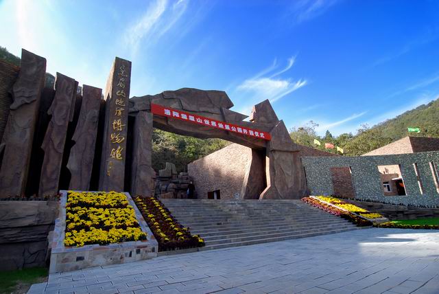 带你走进5A景区“新兵”龙潭大峡谷