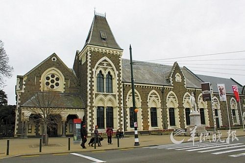 　　新西兰南岛基督城的坎特伯雷博物馆小而精致。王浩 摄